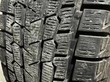 Комплект зимних шин с дисками за 450 000 тг. в Конаев (Капшагай) – фото 2