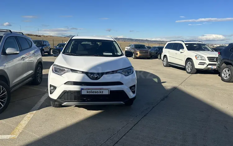 Toyota RAV4 2018 годаүшін9 000 000 тг. в Актау