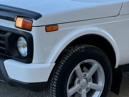 ВАЗ (Lada) Lada 2121 2017 года за 4 500 000 тг. в Актобе – фото 9