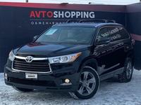 Toyota Highlander 2017 года за 15 500 000 тг. в Актобе