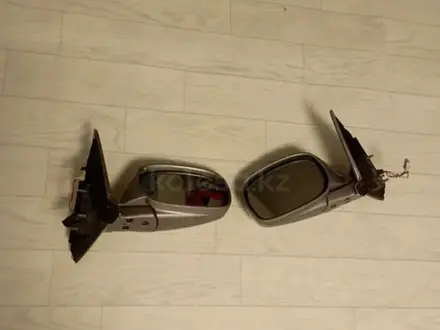 Зеркало левое Nissan Skyline за 12 000 тг. в Алматы