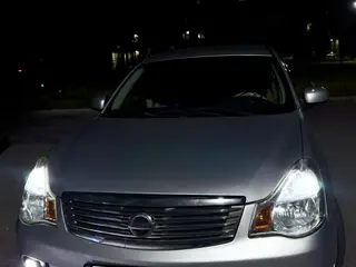 Nissan Almera