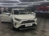 Toyota RAV4 2021 годаүшін18 300 000 тг. в Алматы