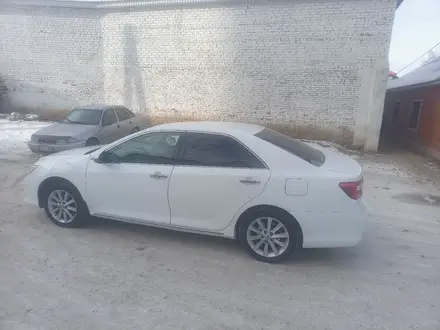 Toyota Camry 2011 года за 9 000 000 тг. в Актобе – фото 5