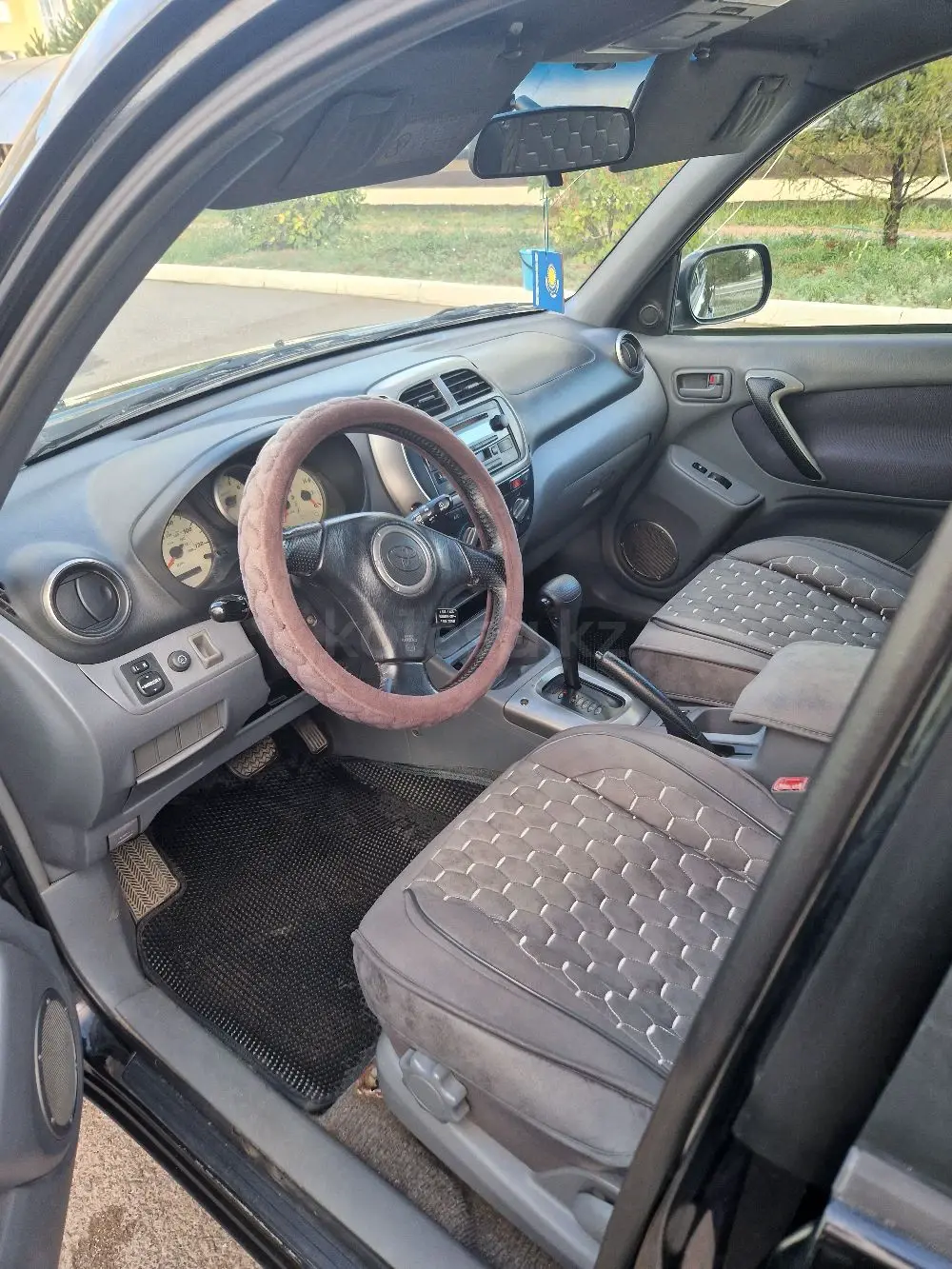 Toyota RAV4, 2003