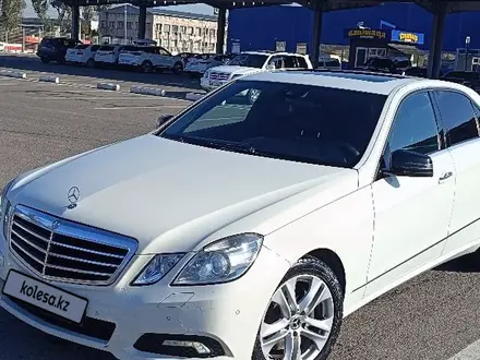 Mercedes-Benz E 300 2011 года за 9 200 000 тг. в Алматы – фото 3