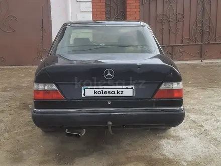 Mercedes-Benz E 230 1992 года за 1 400 000 тг. в Шиели – фото 8