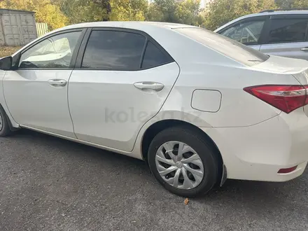 Toyota Corolla 2016 года за 7 500 000 тг. в Караганда