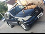 Mercedes-Benz ML 320 1999 годаүшін4 000 000 тг. в Караганда