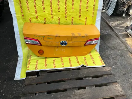 Крышка багажника на тойота Камри 50 за 80 000 тг. в Алматы