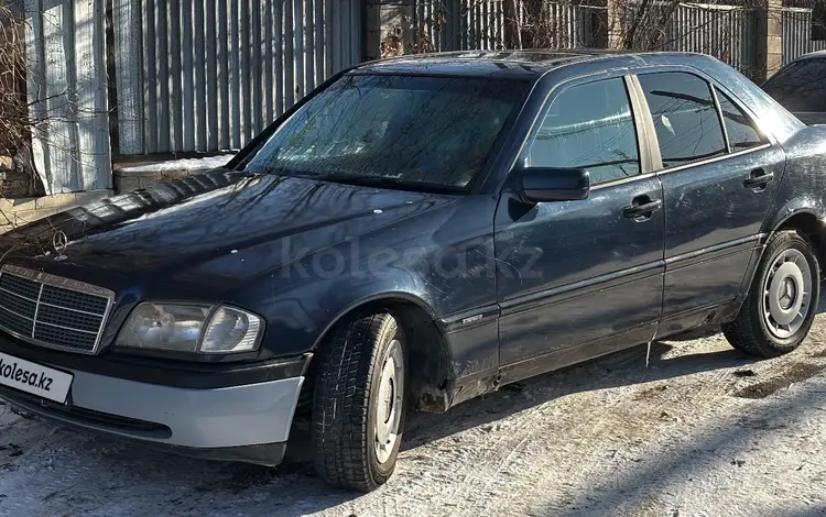 Mercedes-Benz C 180 1995 годаfor1 100 000 тг. в Алматы