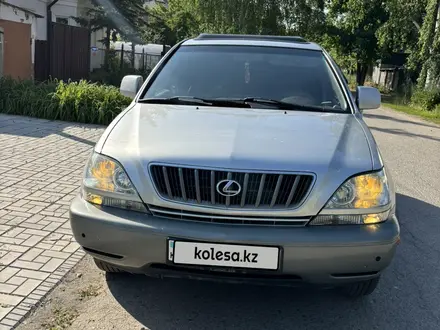 Lexus RX 300 1998 года за 4 250 000 тг. в Усть-Каменогорск – фото 2