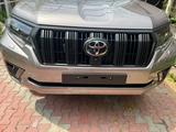 Toyota Land Cruiser Prado 2022 года за 42 700 000 тг. в Алматы – фото 3