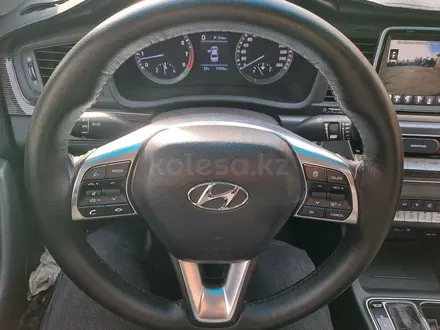 Hyundai Sonata 2018 года за 9 000 000 тг. в Шымкент – фото 30