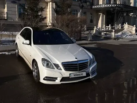 Mercedes-Benz E 350 2011 года за 11 000 000 тг. в Астана – фото 4