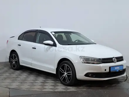 Volkswagen Jetta 2014 года за 4 350 000 тг. в Астана – фото 3