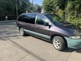 Dodge Caravan 1996 годаүшін2 700 000 тг. в Алматы