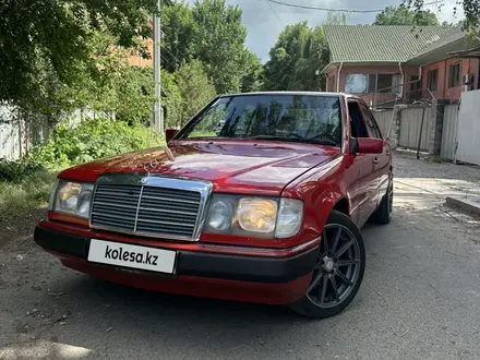 Mercedes-Benz E 230 1991 года за 1 800 000 тг. в Алматы – фото 3