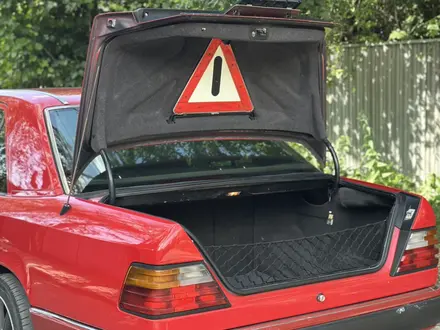 Mercedes-Benz E 230 1991 года за 1 800 000 тг. в Алматы – фото 7