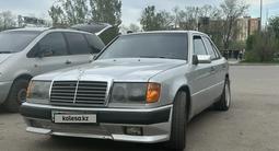 Mercedes-Benz E 320 1993 годаүшін3 000 000 тг. в Караганда