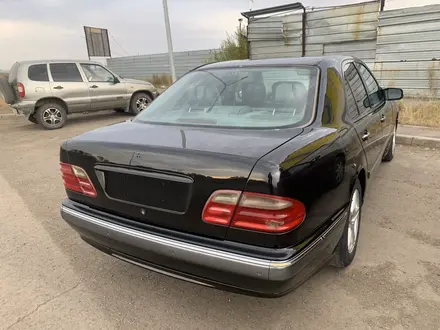 Mercedes-Benz E 320 2001 года за 3 350 000 тг. в Астана – фото 10