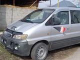 Hyundai Starex 2002 года за 2 700 000 тг. в Шымкент – фото 2