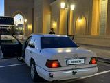 Mercedes-Benz E 220 1993 года за 900 000 тг. в Тараз