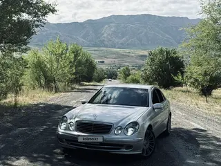 Mercedes-Benz E 500