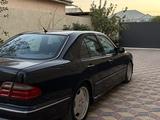 Mercedes-Benz E 280 1999 годаүшін3 300 000 тг. в Жанаозен – фото 5