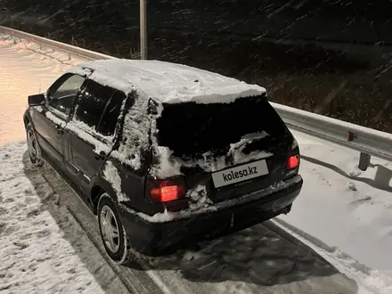 Volkswagen Golf 1993 года за 1 150 000 тг. в Алматы – фото 2