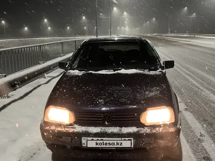 Volkswagen Golf 1993 года за 1 150 000 тг. в Алматы – фото 3