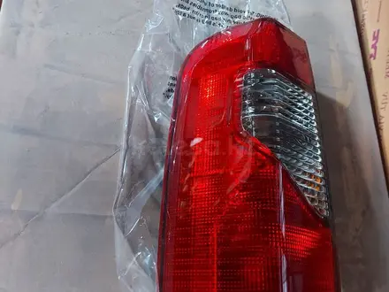 Новые задние фонари (дубликат TYC) на Nissan Xterra за 45 000 тг. в Алматы – фото 3