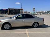 Toyota Camry 2003 года за 5 500 000 тг. в Актобе – фото 2