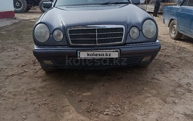 Mercedes-Benz E 240 1998 годаfor2 800 000 тг. в Шымкент