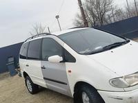 Volkswagen Sharan 1995 годаfor1 850 000 тг. в Актобе