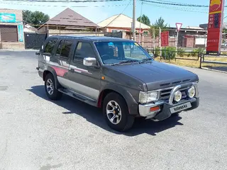 Nissan Terrano