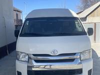 Toyota Hiace 2014 года за 10 000 000 тг. в Атырау