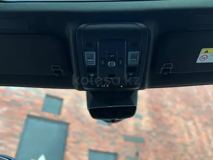 GMC Yukon 2024 года за 65 000 000 тг. в Астана – фото 26
