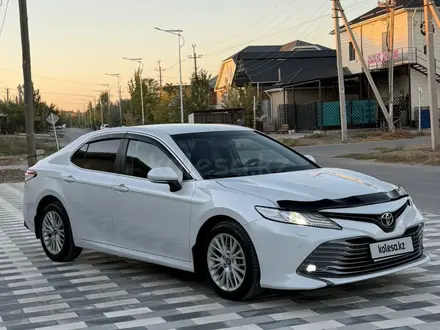 Toyota Camry 2019 года за 12 200 000 тг. в Кызылорда – фото 3