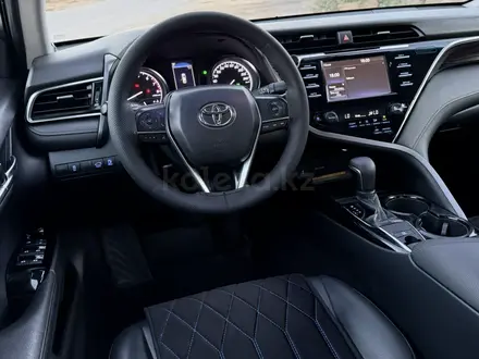 Toyota Camry 2019 года за 12 200 000 тг. в Кызылорда – фото 18