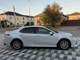Toyota Camry 2019 года за 12 200 000 тг. в Кызылорда – фото 4