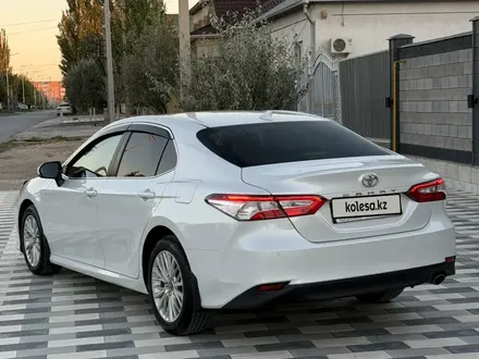 Toyota Camry 2019 года за 12 200 000 тг. в Кызылорда – фото 7