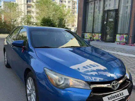 Toyota Camry 2015 года за 8 500 000 тг. в Астана – фото 2