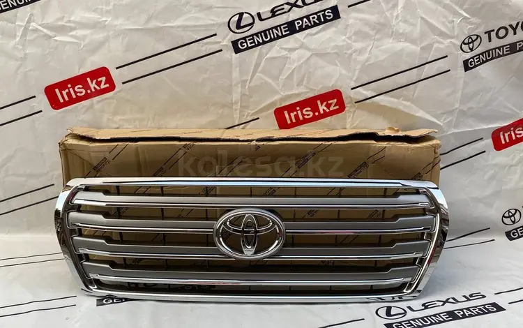 Решетка радиатора Toyota LC200 (2012-2015) NEW ORIGINAL за 150 000 тг. в Алматы