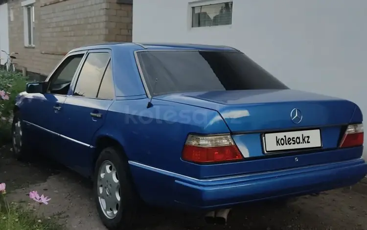 Mercedes-Benz E 260 1990 годаүшін1 000 000 тг. в Ерейментау