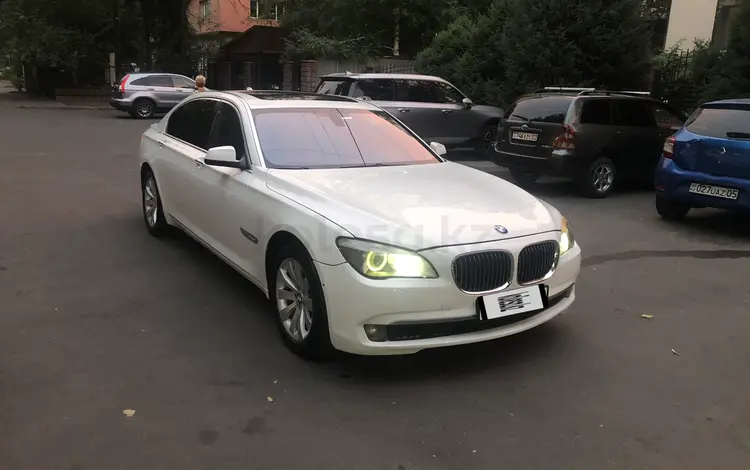 BMW 750 2011 годаүшін15 000 000 тг. в Алматы