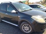 Renault Sandero Stepway 2013 года за 3 500 000 тг. в Астана – фото 2