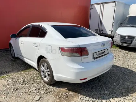 Toyota Avensis 2010 года за 5 424 300 тг. в Астана – фото 7