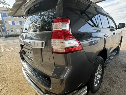 Toyota Land Cruiser Prado 2015 года за 17 000 000 тг. в Атырау – фото 37