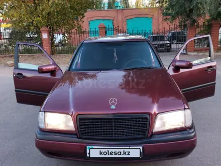 Mercedes-Benz C 180 1994 года за 2 200 000 тг. в Павлодар – фото 3